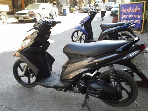 skydrive ปี 51 ล้อแม๊กซ์ สีน้ำตาล เครื่องเดิม เงียบกริบ เอกสารครบ skydrive ปี 51 ล้อแม๊กซ์ สีน้ำตาล เครื่องเดิม เงียบกริบ เอกสารครบ