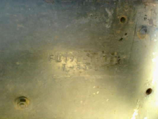 HINO F17 - 185 HP HO7C ล่องสิบล้อเพลาเดียว หัวสิงห์ไฮเทคสภาพสวย เครื่องแน่นดีไม่มีเยิ้มลงเล่มครบถูกต้อง ภายในเก๋งครบ แอร์ พวงมาลัยเพาเวอร์ ช่วงล่างคัชซีไม่มีบวม เอกสารทะเบียนลงเล่มครบถูกต้องพร้อมโอนครับ