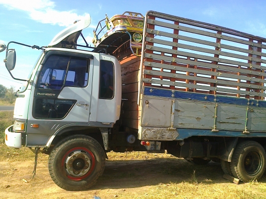 HINO F17 - 185 HP HO7C ล่องสิบล้อเพลาเดียว หัวสิงห์ไฮเทคสภาพสวย เครื่องแน่นดีไม่มีเยิ้มลงเล่มครบถูกต้อง ภายในเก๋งครบ แอร์ พวงมาลัยเพาเวอร์ ช่วงล่างคัชซีไม่มีบวม เอกสารทะเบียนลงเล่มครบถูกต้องพร้อมโอนครับ