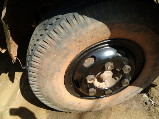 ขายด่วน รถอีแต๋นม้ากระโดด TOYOTA HILUX LN40 ทั้งเครื่องทั้งคัชซีเป็นของม้ากระโดด หัวเก๋งโครงเหล็กสภาพดีไม่ผุพร้อมใช้งาน เครื่องแรงดีกำลังไม่ตก ช่วงล่างคัชซีไม่มีผุ ยางสภาพ 60\% พร้อมบรรทุกพร้อมใช้งานครับ ขายด่วน รถอีแต๋นม้ากระโดด TOYOTA HILUX LN40 ทั้งเครื่องทั้งคัชซีเป็นของม้ากระโดด หัวเก๋งโครงเหล็กสภาพดีไม่ผุพร้อมใช้งาน เครื่องแรงดีกำลังไม่ตก ช่วงล่างคัชซีไม่มีผุ ยางสภาพ 60\% พร้อมบรรทุกพร้อมใช้งานครับ