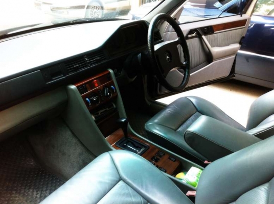 เถ้าแก่ขายเอง BENZ W124 CODE B ผมขายสภาพ เถ้าแก่ขายเอง BENZ W124 CODE B ผมขายสภาพ