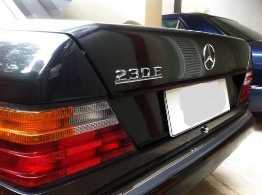 เถ้าแก่ขายเอง BENZ W124 CODE B ผมขายสภาพ เถ้าแก่ขายเอง BENZ W124 CODE B ผมขายสภาพ