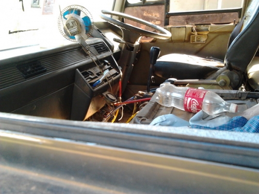 MITSUBISHI FUSO FN215 เครื่อง 260 HP EK100 รถพ่วงแม่+ลูก ลูก 2 คานดั๊มพ์ แม่กระบะดั๊มพ์มิเนียม 12 ตันสภาพสวย ช่วงล่างของ FN527 เพลาบุ๋ม ลูก 2 คานกระบะดั๊มพ์เหล็กสภาพสวยไม่มีผุ เครื่องวางใหม่อย่างดีลงเล่มถูกต้อง ภายในเก๋งสวยครบ พวงมาลัยเพาเวอร์ ช่วง