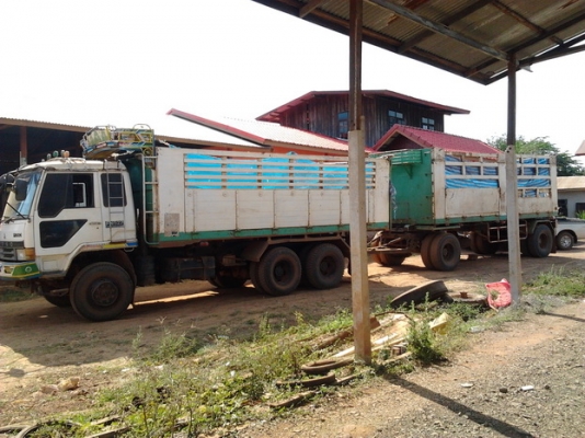 MITSUBISHI FUSO FN215 เครื่อง 260 HP EK100 รถพ่วงแม่+ลูก ลูก 2 คานดั๊มพ์ แม่กระบะดั๊มพ์มิเนียม 12 ตันสภาพสวย ช่วงล่างของ FN527 เพลาบุ๋ม ลูก 2 คานกระบะดั๊มพ์เหล็กสภาพสวยไม่มีผุ เครื่องวางใหม่อย่างดีลงเล่มถูกต้อง ภายในเก๋งสวยครบ พวงมาลัยเพาเวอร์ ช่วง