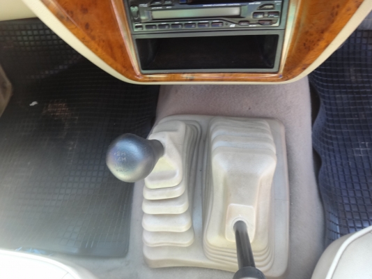 ขายด่วน  รถกระบะ   NISSAN  BIG  M   ปี  2544   พร้อมใช้งาน