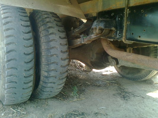 รถ 6 ล้อ เทเลอร์บรรทุกรถเกี่ยว HINO FD 3 H 195 แรงม้า