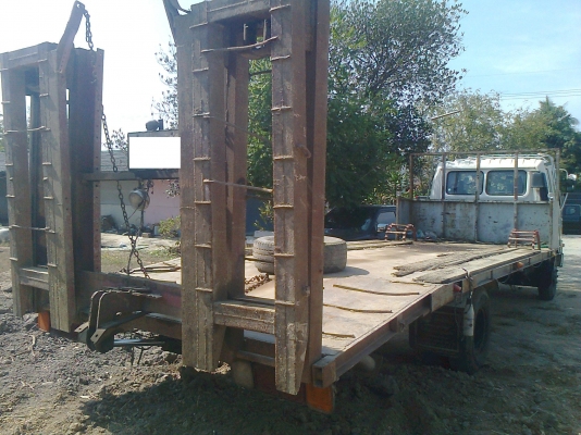 รถ 6 ล้อ เทเลอร์บรรทุกรถเกี่ยว HINO FD 3 H 195 แรงม้า