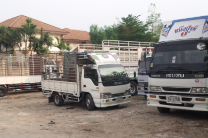 รถรับจ้าง 4-6 ล้อ กทม.-ตจว.083-7344696,081-1709218 ตลอด 24 ชม.