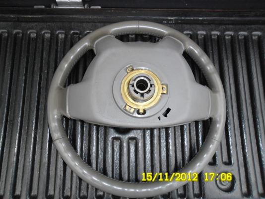 ขายหวีครัช+แผ่นครัช ของเดิมติดรถ  ขายถูกเลยคราฟ