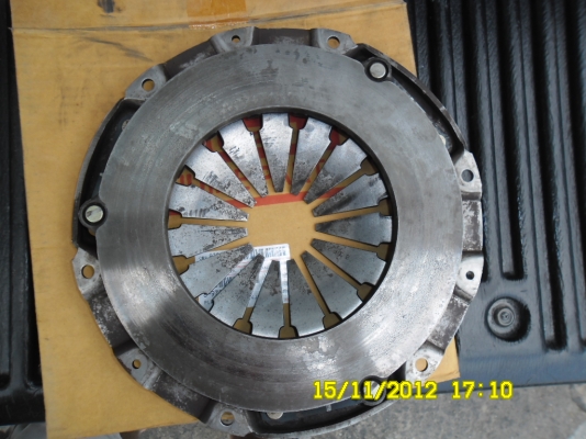 ขายหวีครัช+แผ่นครัช ของเดิมติดรถ  ขายถูกเลยคราฟ