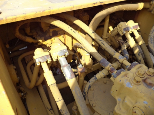 PC200-5-54767รถขุดKOMATSUตอนนี้รถจอดที่(CSนวนคร)ครับ PC200-5-54767รถขุดKOMATSUตอนนี้รถจอดที่(CSนวนคร)ครับ