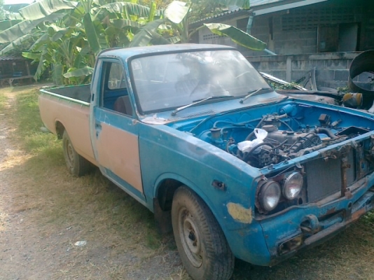 (รูปแทนL200สีขาวปี91) ตัวจิงยังไม่ได้ถ่าย พอดีว่ารถอยู่ไกลบ้านผม แต่ผมเคยเห็นรถแล้วเขาโทมาบอกขายให้  รถเครื่องดีคัสซีสวย แต่ตัวถังไม่สวย พร้อมเข้าป่า รถอยู่แถวๆคลองแปดธัญะบุรี(ทะเบียนขาดปี49)