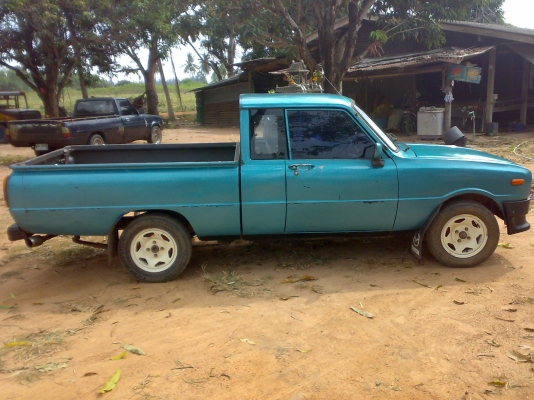 มาสด้าน้อย แคป เครื่องเดิมครับ