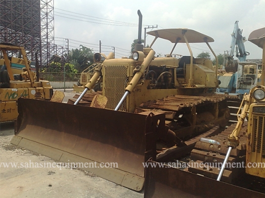 รถแทรคเตอร์ D5B บจก.สหสินอีควิปเม้นท์ โทร.081-5851880, 02-5168100-1 www.sahasinequipment.com