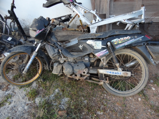 ขายมอไซค์เก๋าเก่า 2 คันพร้อมทะเบียนสนใจโทน.081-005-8785