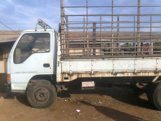 110 NKR ปี 38 เครื่องดี F หน้า-หลัง 110 NKR ปี 38 เครื่องดี F หน้า-หลัง