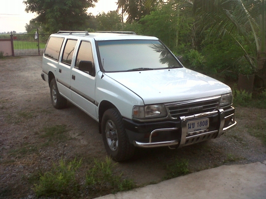ขายรถอีซุซุ แวน สีขาว รถบ้านเดิมๆ สภาพดี เจ้าของขายเอง