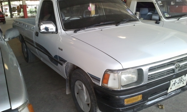 TOYOTA LN 85 สภาพสวย