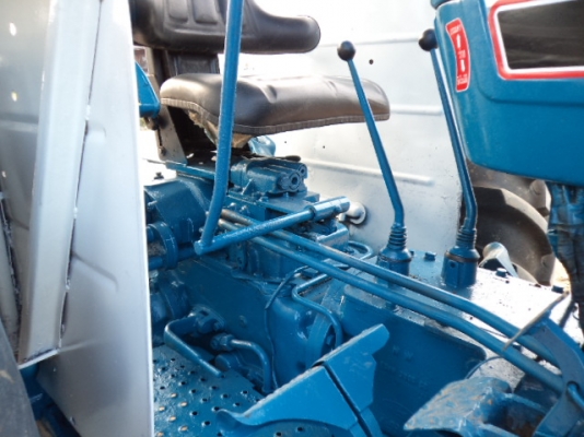 ขายรถไถFORD 6610 สภาพสวยๆราคาถูกๆๆพร้อมใช้งานเอกสารเล่มทะเบียน..ขายไปจ.สระแก้วแล้วคับ ขายรถไถFORD 6610 สภาพสวยๆราคาถูกๆๆพร้อมใช้งานเอกสารเล่มทะเบียน..ขายไปจ.สระแก้วแล้วคับ