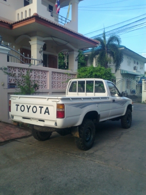 ขายโตโยต้าLN106แท้สภาพพร้อมใช้