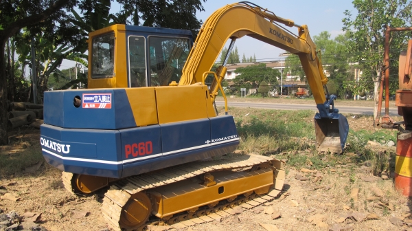 ขายรถแบคโฮ KOMATSU PC60 รุ่น 5 มือสอง สภาพดี มีแอร์ พร้อมใช้งาน นำเข้าจากญี่ปุ่น