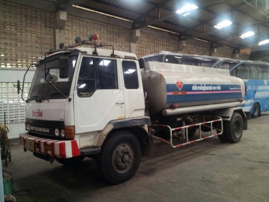 ขายฺฺฺฺฺฺ...รถ6ล้อบรรทุกน้ำมัน FUSO FK455M ถัง 9000ลิตร รถสวยมาก เจ้าของขับเอง เล่มพร้อม