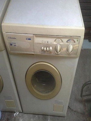 ขายเครื่องซักผ้าอิเลคทรอลัค ฝาหน้า