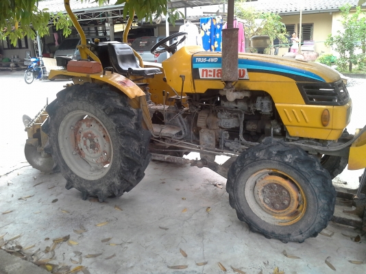 ขายรถไถ 35แรง3สูบอุปกรณ์ครบ ขายรถไถ 35แรง3สูบอุปกรณ์ครบ