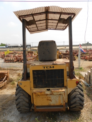 ขายรถตักเอวอ่อน TCM รุ่น 808 ล้อยาง เครีองดีเซล 4 สูบ ขายรถตักเอวอ่อน TCM รุ่น 808 ล้อยาง เครีองดีเซล 4 สูบ