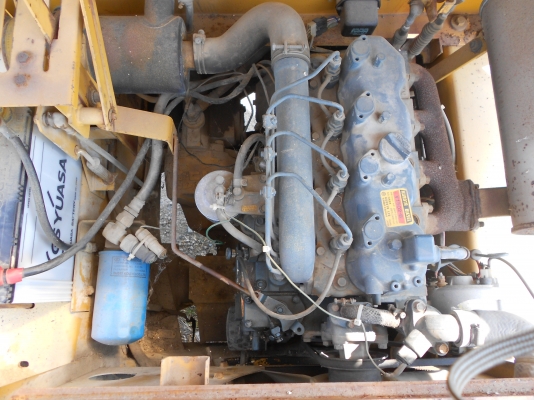 ขายรถตักเอวอ่อน TCM รุ่น 808 ล้อยาง เครีองดีเซล 4 สูบ ขายรถตักเอวอ่อน TCM รุ่น 808 ล้อยาง เครีองดีเซล 4 สูบ