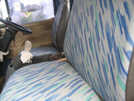 ISUZU NPR  115 แรง    470,000 บาท