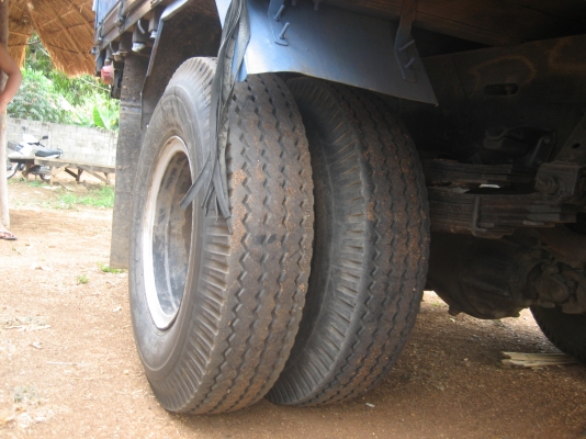 ISUZU NPR  115 แรง    470,000 บาท