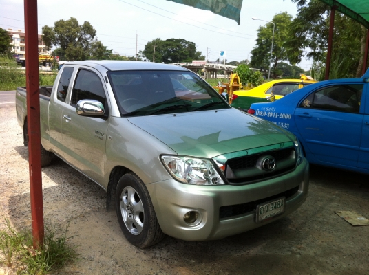 toyota vigo 2.7G NGV a/t