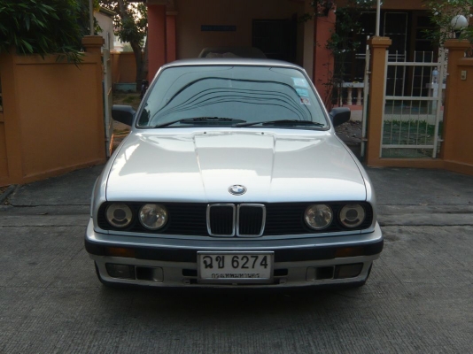 BMW 318i โฉม E30 เครื่องM40 รถสวยสภาพพร้อมใช้มาก BMW 318i โฉม E30 เครื่องM40 รถสวยสภาพพร้อมใช้มาก