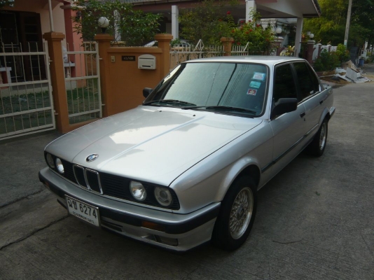 BMW 318i โฉม E30 เครื่องM40 รถสวยสภาพพร้อมใช้มาก