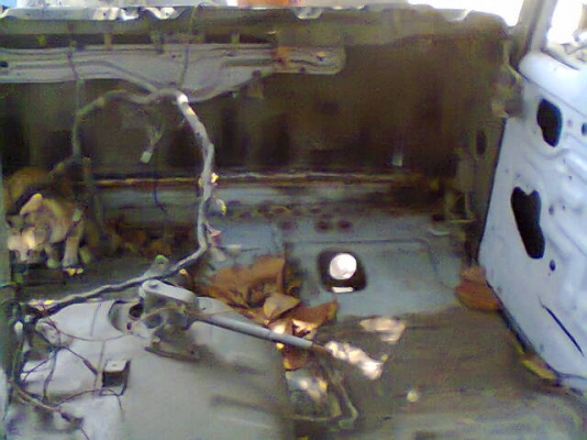 หังเก๋งHINO  F18-F17 (หัวนอก)   30,000บาทต่อรองได้ครับขายให้อู่เรือทอง(แม่กลอง)แล้วครับ ขอบคุณครับ ส่งให้พรุ่งนี้ครับ 20-3-56