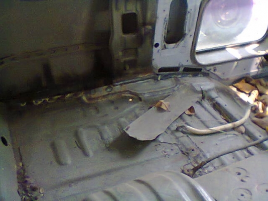 หังเก๋งHINO  F18-F17 (หัวนอก)   30,000บาทต่อรองได้ครับขายให้อู่เรือทอง(แม่กลอง)แล้วครับ ขอบคุณครับ ส่งให้พรุ่งนี้ครับ 20-3-56