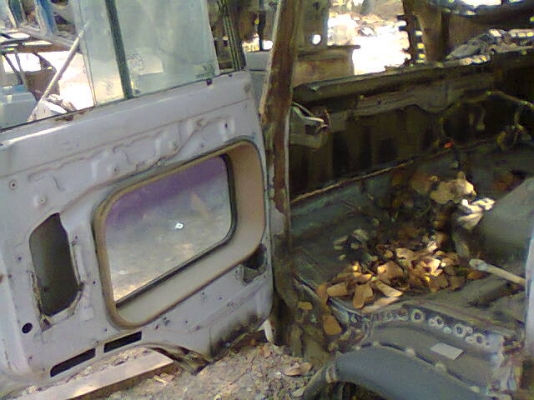 หังเก๋งHINO  F18-F17 (หัวนอก)   30,000บาทต่อรองได้ครับขายให้อู่เรือทอง(แม่กลอง)แล้วครับ ขอบคุณครับ ส่งให้พรุ่งนี้ครับ 20-3-56