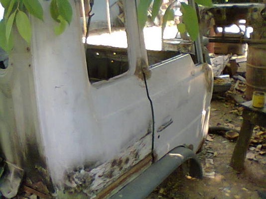 หังเก๋งHINO  F18-F17 (หัวนอก)   30,000บาทต่อรองได้ครับขายให้อู่เรือทอง(แม่กลอง)แล้วครับ ขอบคุณครับ ส่งให้พรุ่งนี้ครับ 20-3-56