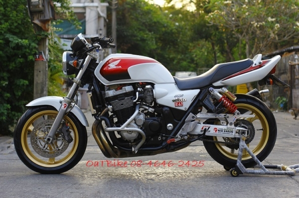 ขาย Cb1300 ทะเบียนแท้ โอนขนส่ง สภาพสวย