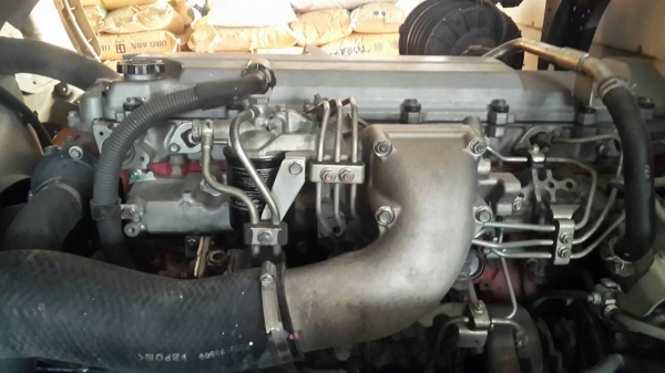 ขายรถ 6 ล้อ Hino FG1J ตู้แห้ง 10 บาน