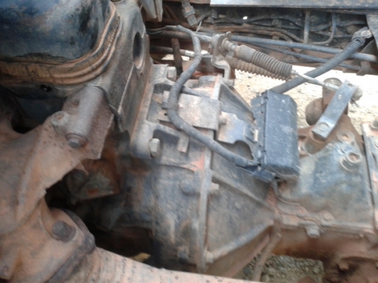 หกดั้มอีซูสุ  115  แรงม้า  รถสวยมากๆค่ะ  พร้อมลุยงาน ประหยัดน้ำมันสุดๆๆ พร้อมใช้งาน