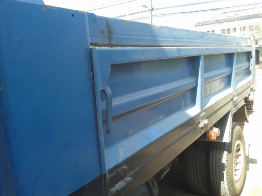 หกดั้มอีซูสุ  115  แรงม้า  รถสวยมากๆค่ะ  พร้อมลุยงาน ประหยัดน้ำมันสุดๆๆ พร้อมใช้งาน