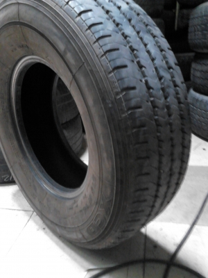 215R14 MICHELIN XCD ยางรถกระบะบรรทุก มี 2 เส้นครับ ติดต่อโทร.081-427-3941