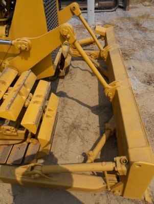 ขายรถเกดเดอร์ KOMATSU D21P-5 มือสอง สภาพสวยๆ ขายรถเกดเดอร์ KOMATSU D21P-5 มือสอง สภาพสวยๆ