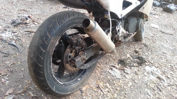 >>>> ขาย Suzuki Gsx-F 400 ทะเบียน 15,000 <<<<