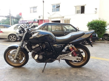 ขาย SF400 ปี98 version S ไมล์เเดง ปลั๊กเเดง 65000บาท