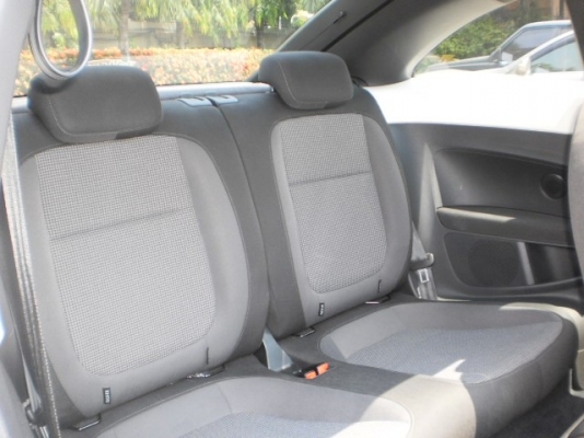 VOLKSWAGEN NEW BEETLE 1.2 โฉม NEW BEETLE 2012 VOLKSWAGEN NEW BEETLE 1.2 โฉม NEW BEETLE 2012