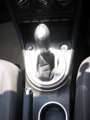 VOLKSWAGEN NEW BEETLE  1.2 โฉม NEW BEETLE 2012