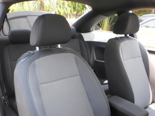 VOLKSWAGEN NEW BEETLE 1.2 โฉม NEW BEETLE 2012 VOLKSWAGEN NEW BEETLE 1.2 โฉม NEW BEETLE 2012